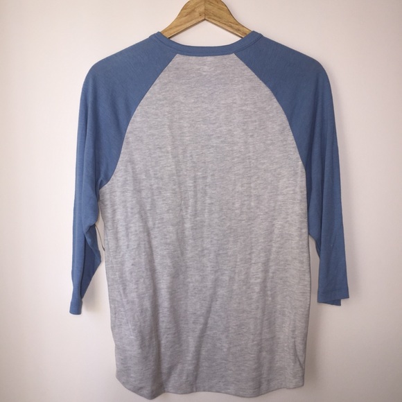 Old Navy Blue and Gray T-Shirt Size Small - Picture 2 of 4